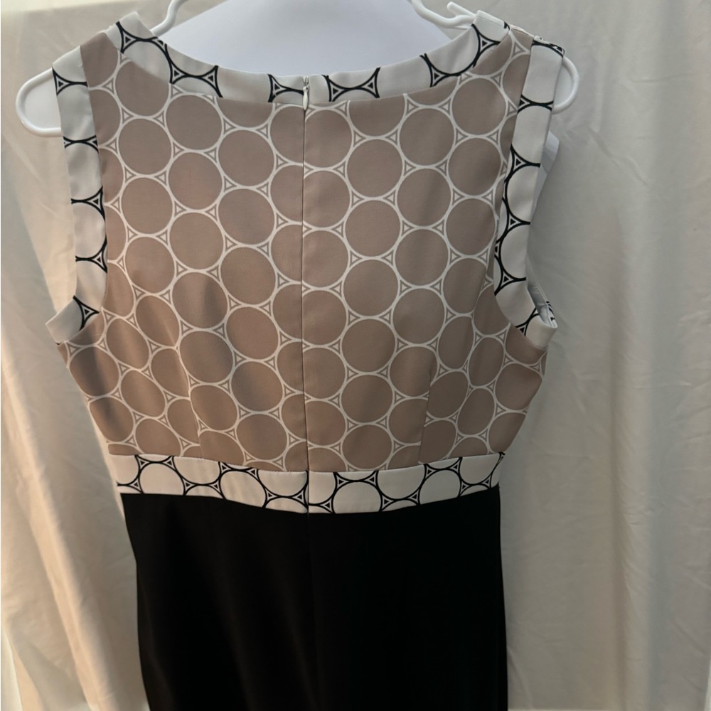 AGB dress size 8, fits like a glove.